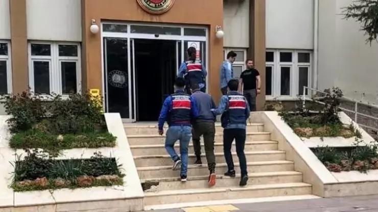 Isparta’nın Yalvaç ilçesi Sücüllü köyünde, 20 yıl önce intihar süsü