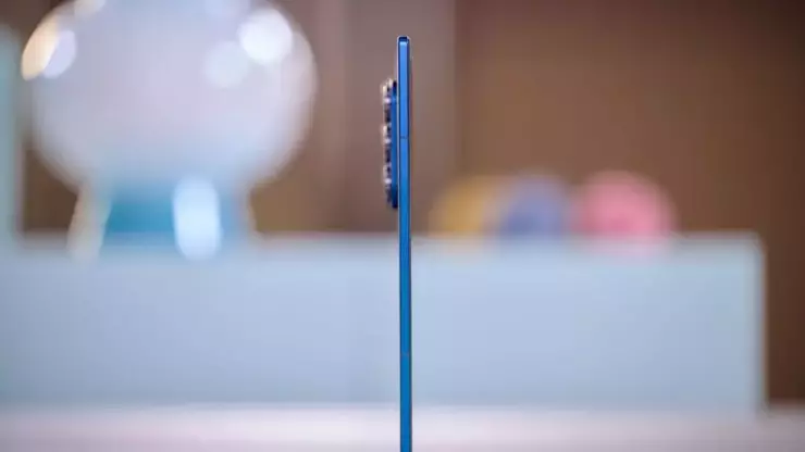 Samsung’un katlanabilir telefon dünyasındaki amiral gemisi Galaxy Z Fold serisi,