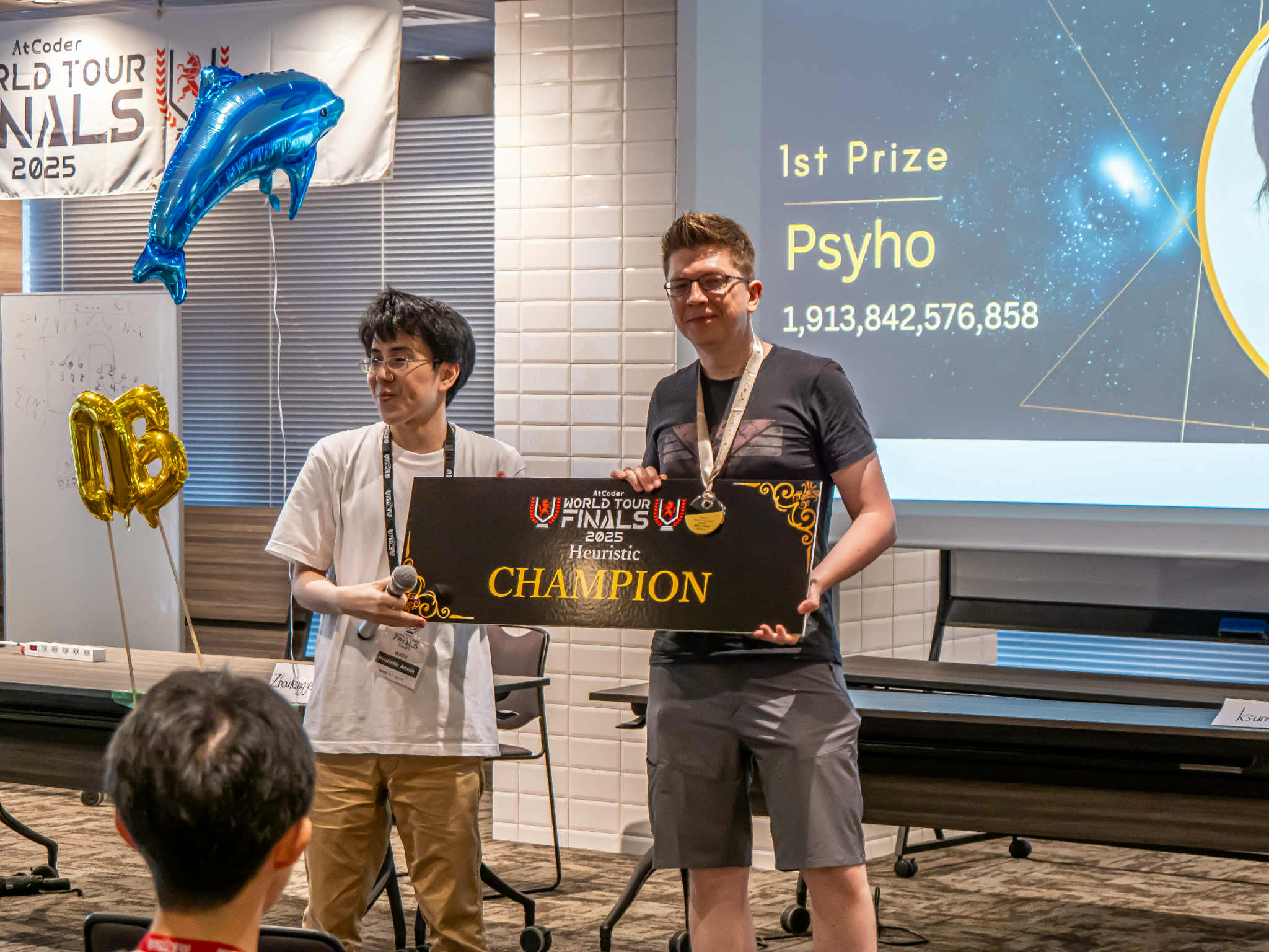 Japonya’da düzenlenen AtCoder World Tour Finals 2025 yarışmasını, “Psyho” kullanıcı